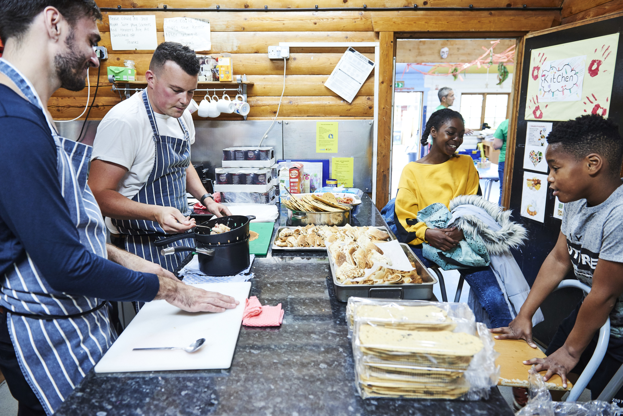 Mandarin Oriental Hyde Park Hotel Chefs With Kids At Kitchen Social Club Timbuktu Adventure Playground2C Islington 4